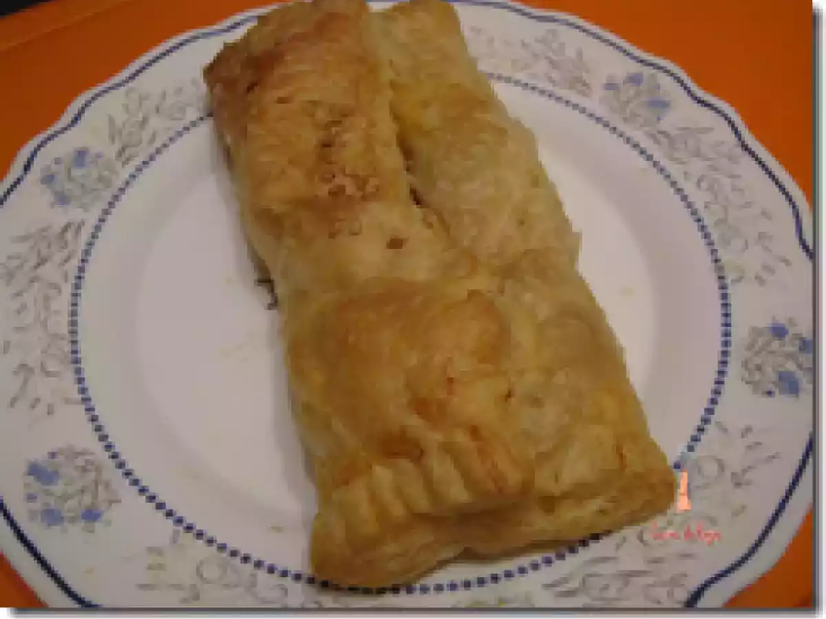 RELLENITOS DE HOJALDRE