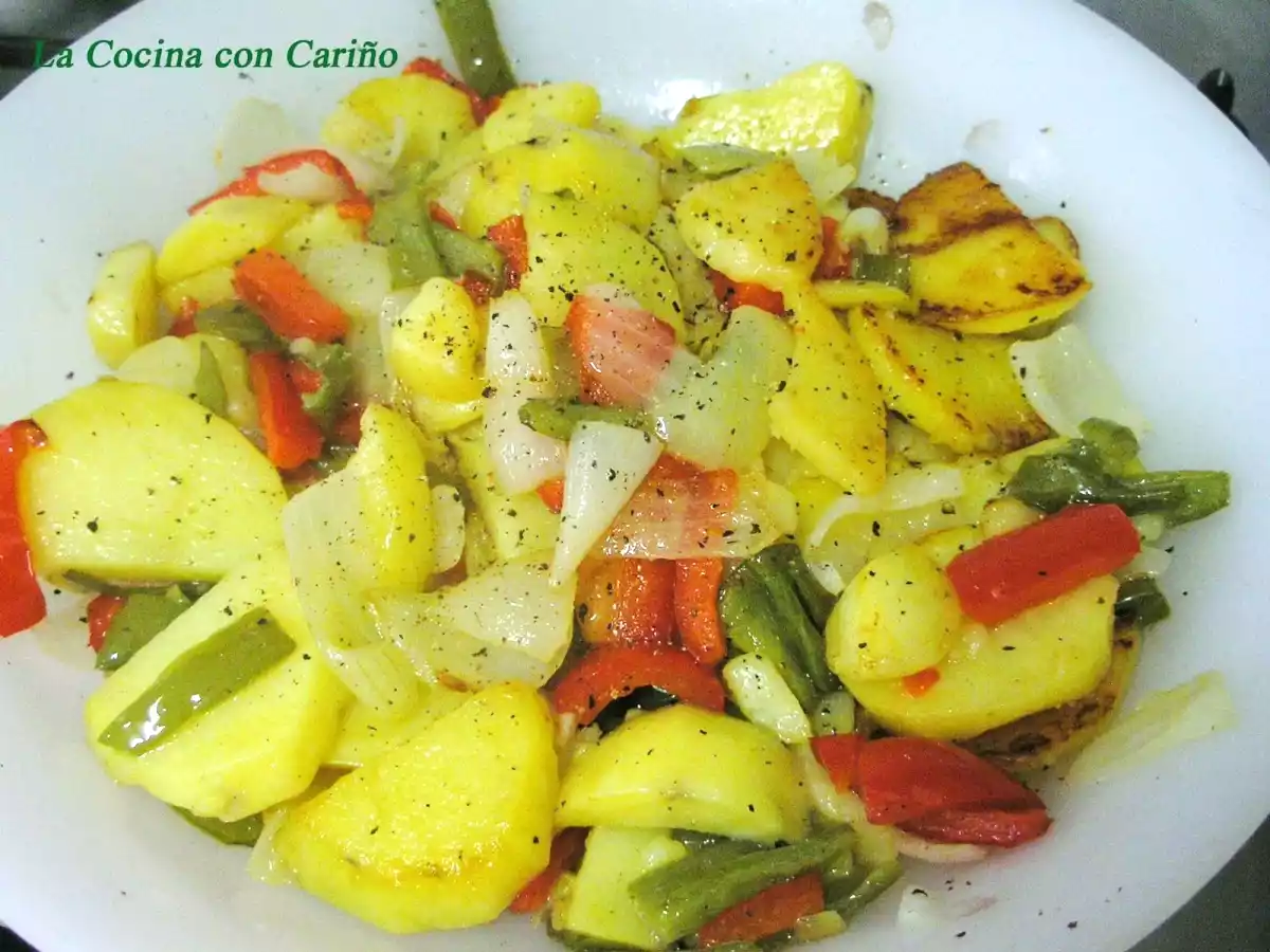 Revuelto con quesos y papas a lo pobre - foto 3