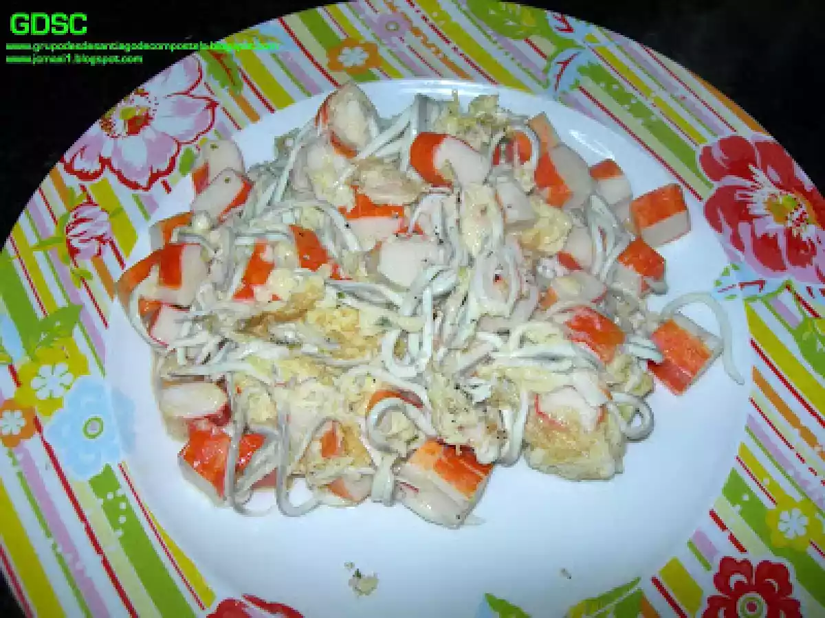 REVUELTO DE CANGREJO Y GULAS - foto 2
