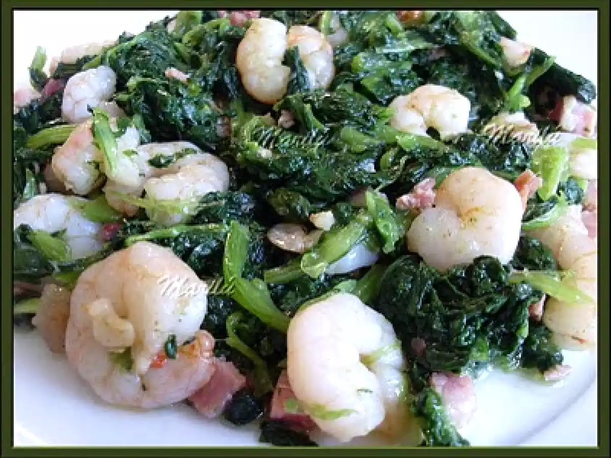 REVUELTO DE GRELOS CON JAMÓN Y GAMBAS