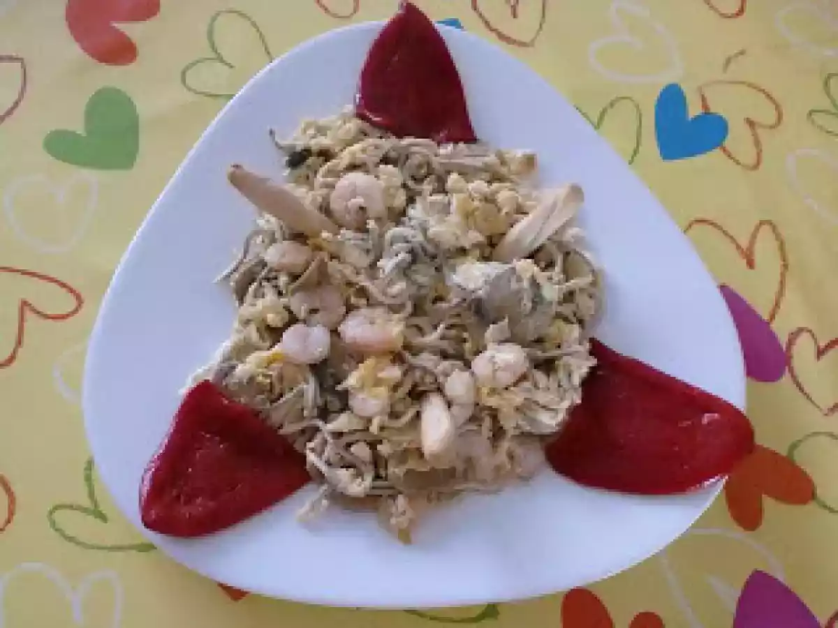 Revuelto de gulas con piquillos - foto 2