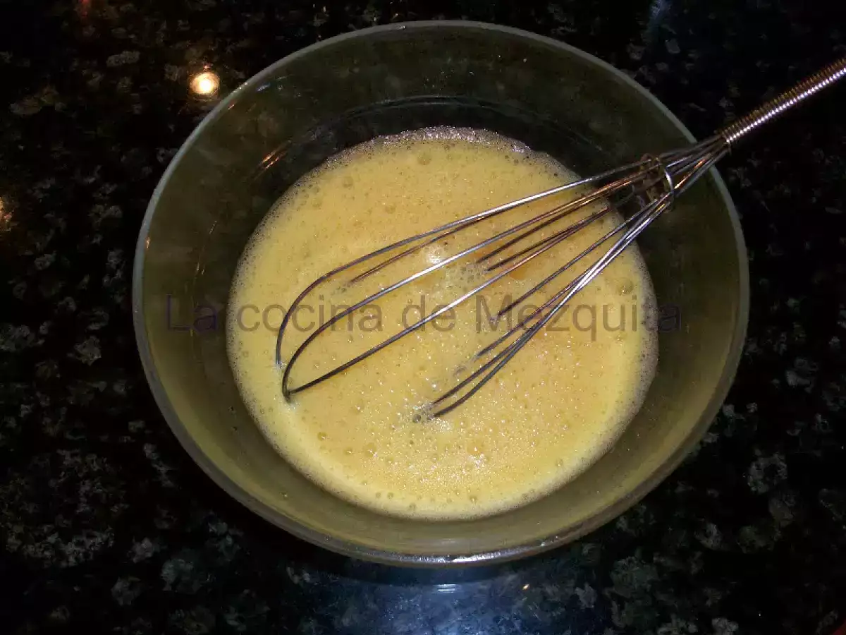 Revuelto de merluza, trigueros, ajetes y gambas. - foto 7