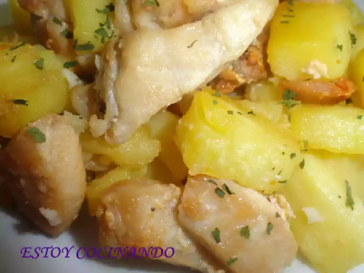 Revuelto de pollo y patatas al ajo cabañil - foto 3