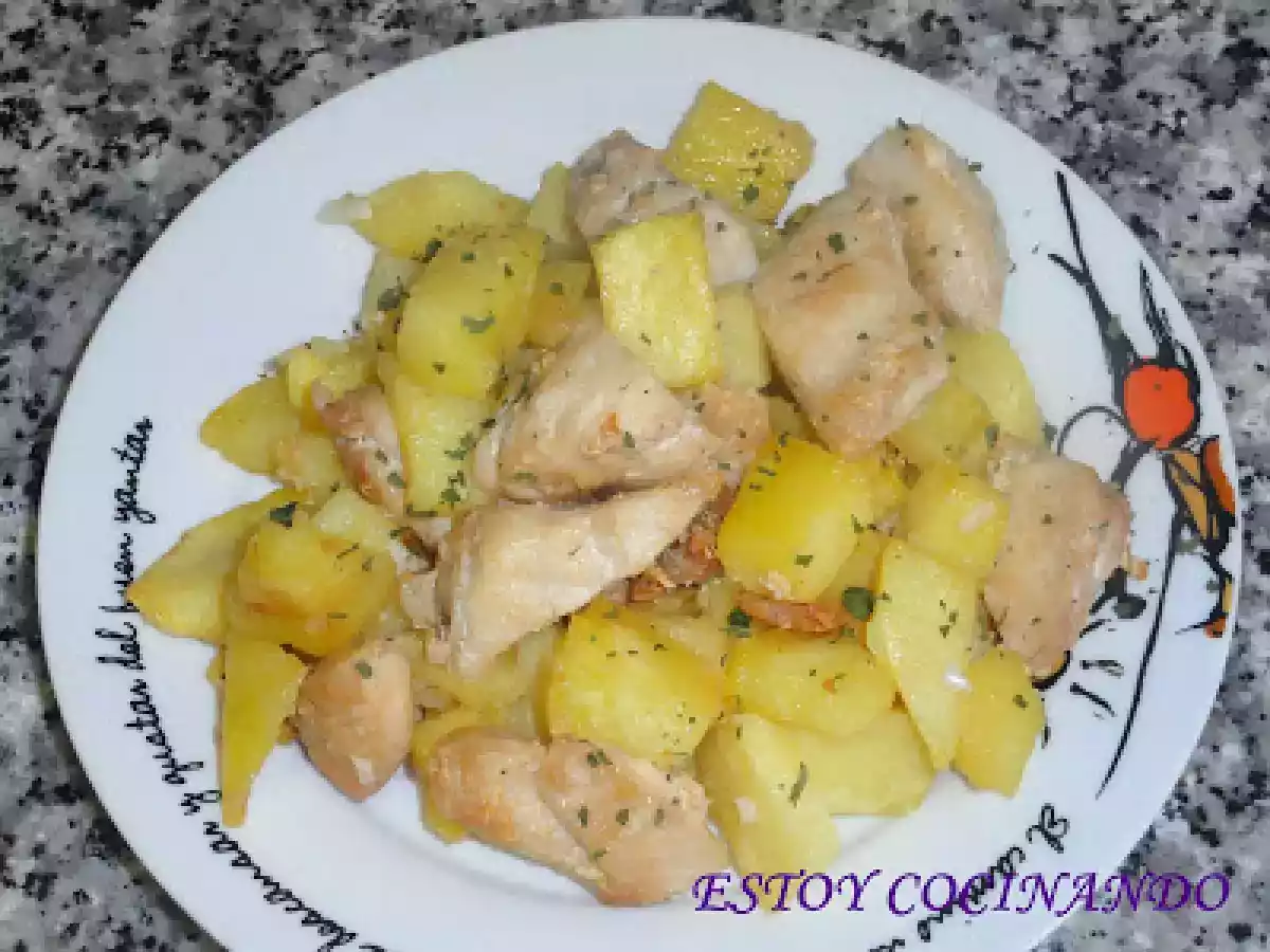 Revuelto de pollo y patatas al ajo cabañil - foto 4