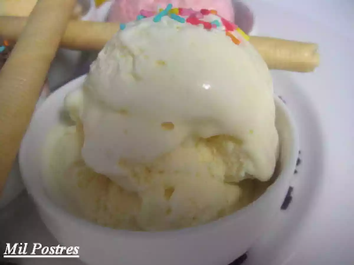 Ricos helados: Fresa, Tutti Frutti, Chocolate y Vainilla - foto 2