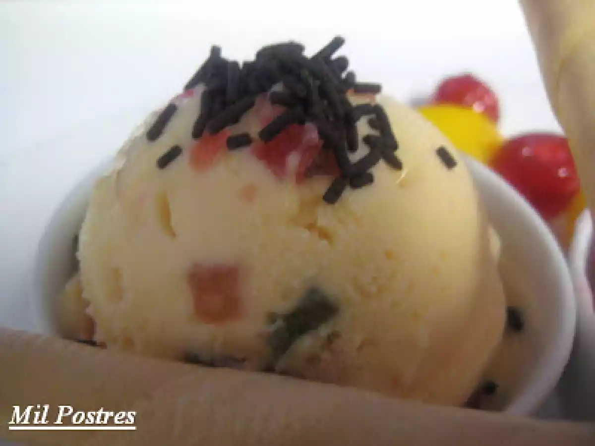 Ricos helados: Fresa, Tutti Frutti, Chocolate y Vainilla - foto 3