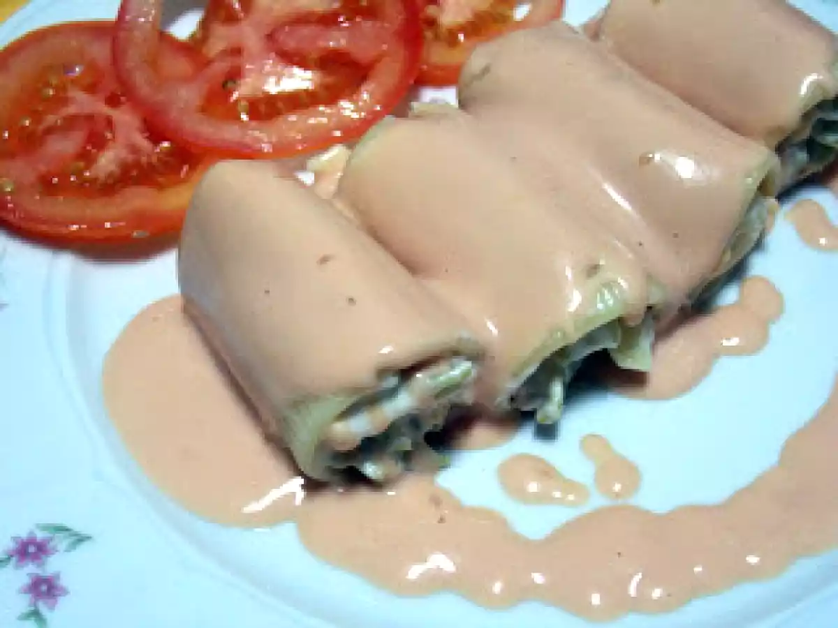 Rigatoni rellenos de ensalada de marisco