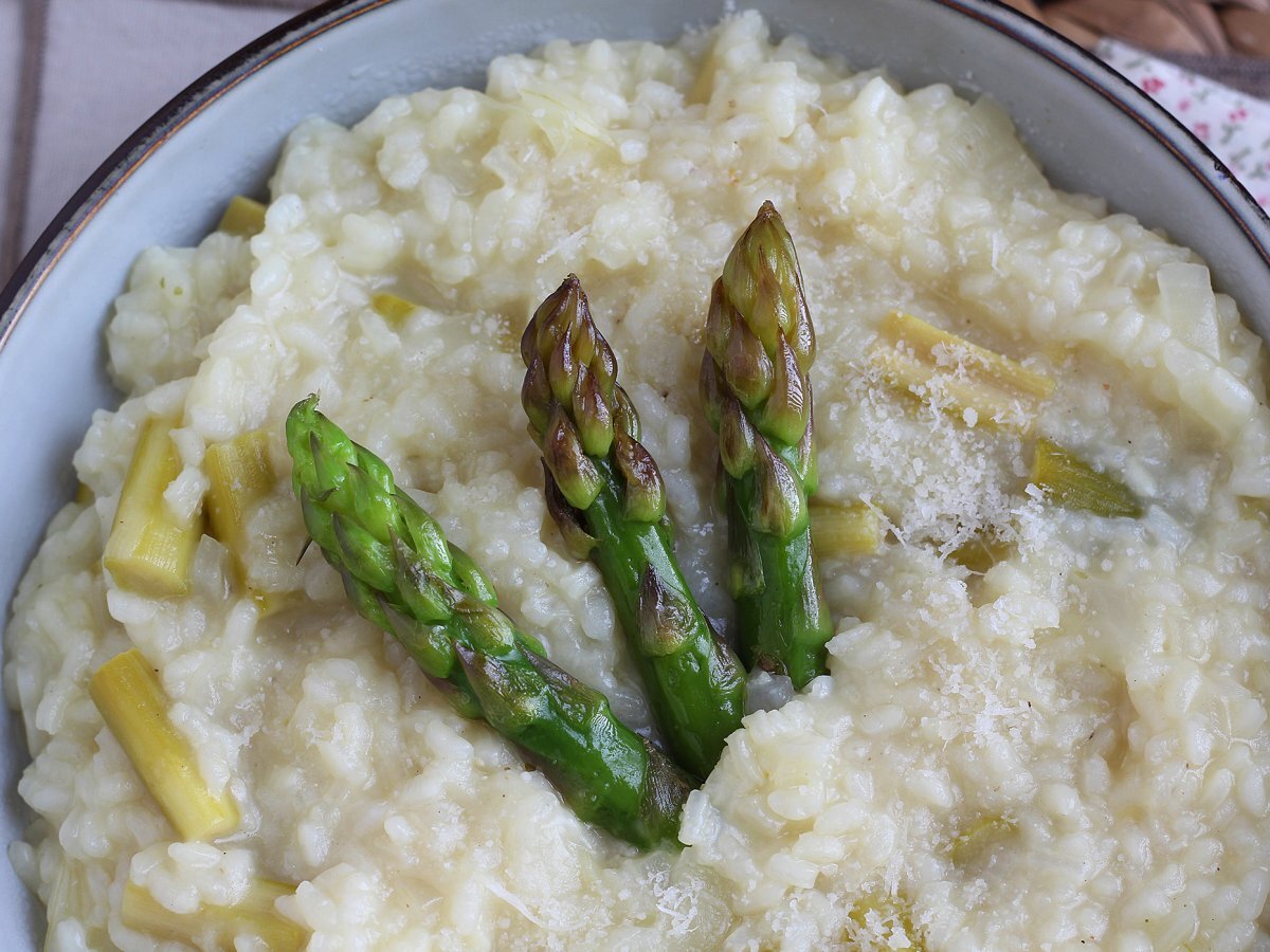 Risotto con espárragos verdes y parmesano Receta Petitchef