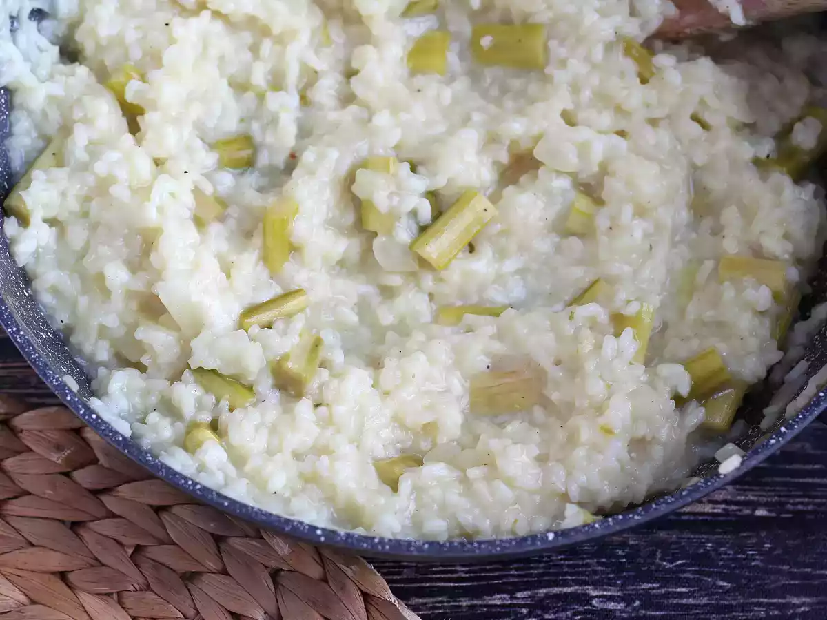 Risotto con espárragos verdes y parmesano - foto 4