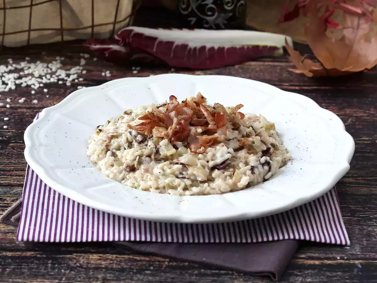 Risotto cremoso de endibia roja, bacon crujiente y queso crema - foto 4