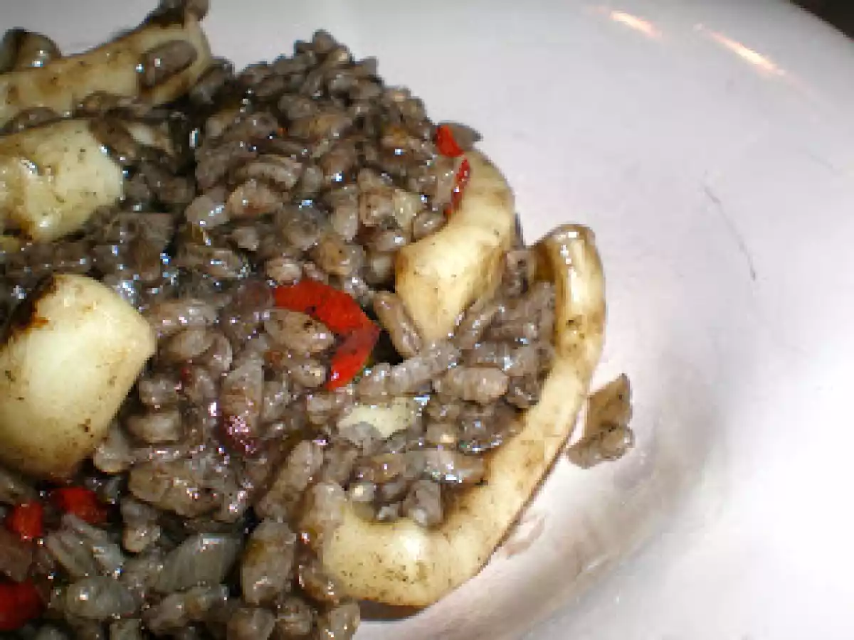 Risotto de calamares con su tinta