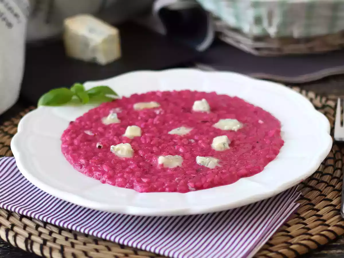 Risotto de remolacha y gorgonzola: una explosión de color y sabor