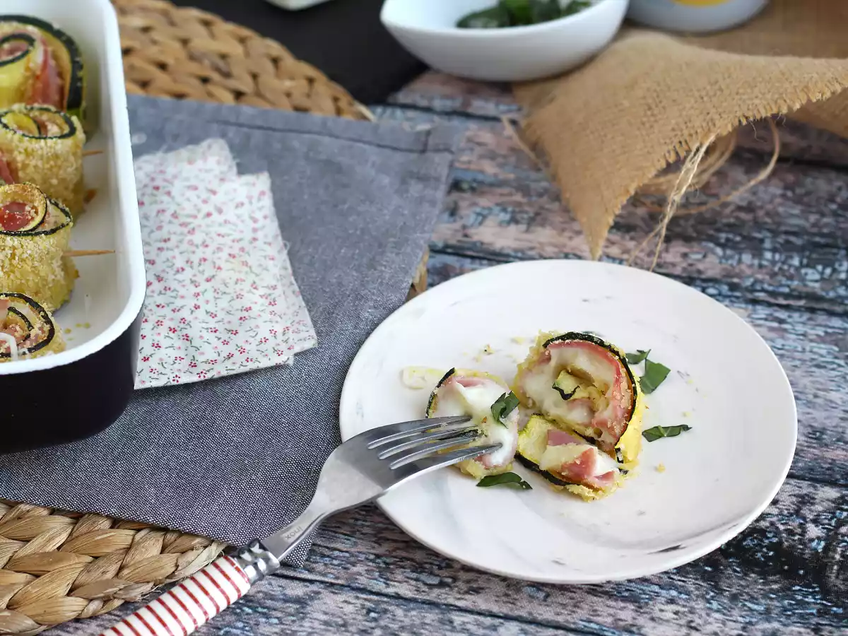 Rollitos de calabacín rellenos de jamón y queso - foto 3