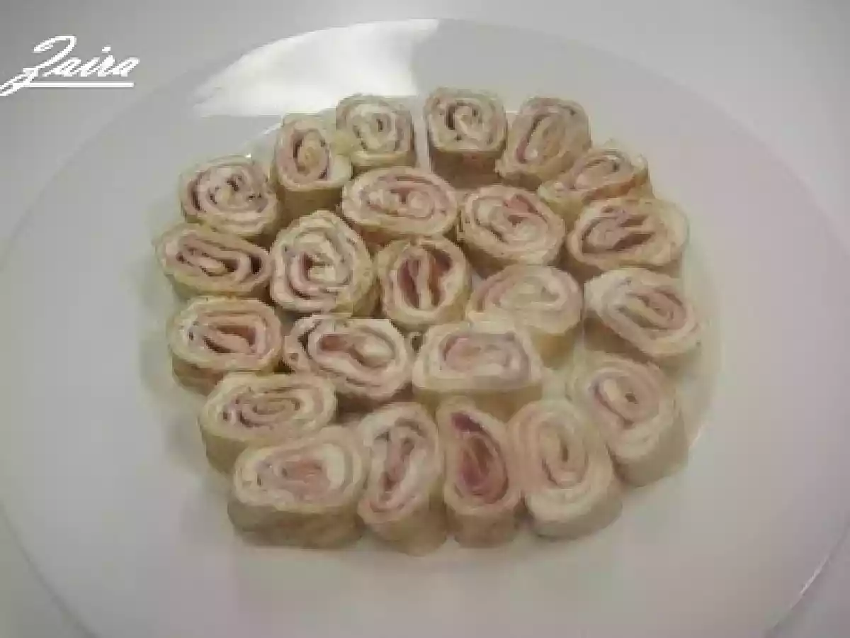 Rollitos de crepes con jamón y queso - foto 4
