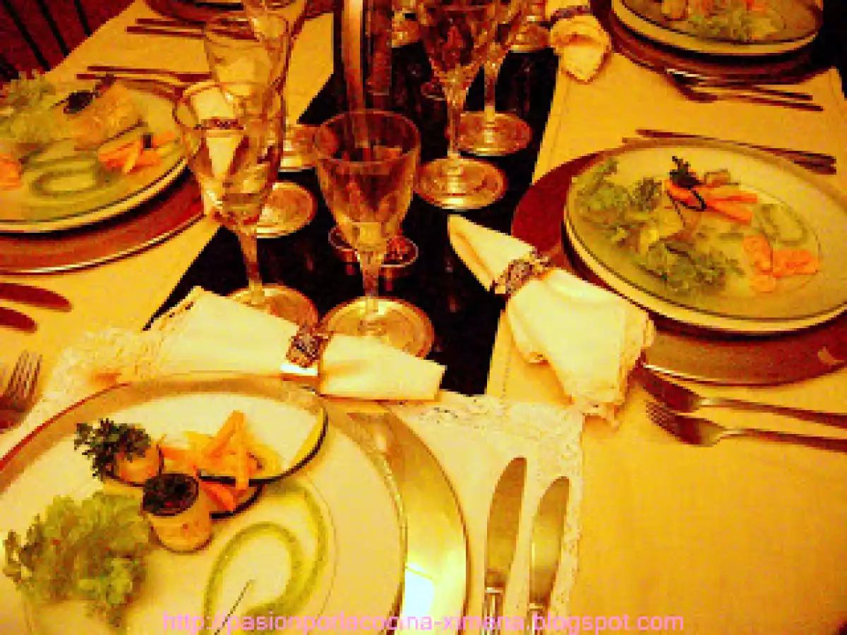 Rollitos de pepino con camarones.