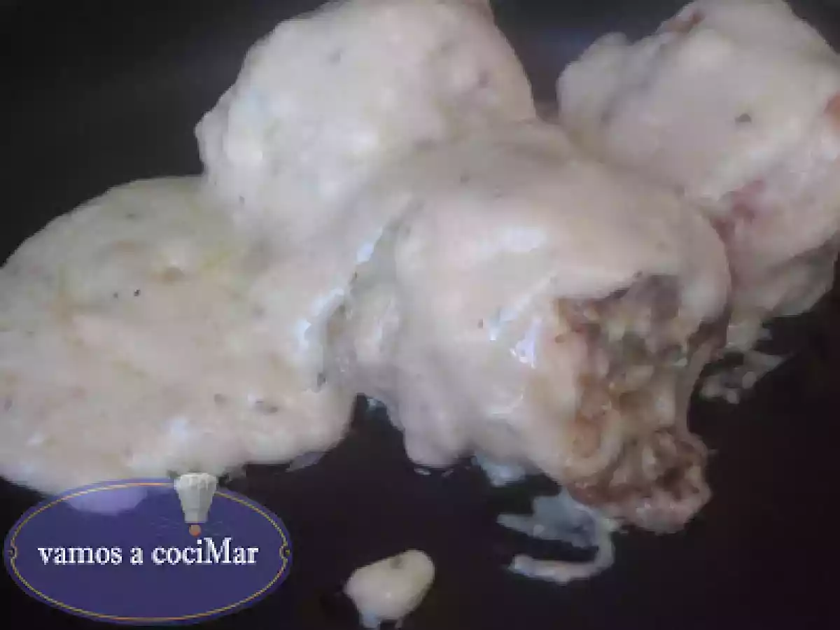 Rollitos de pollo con salsa de queso - foto 2