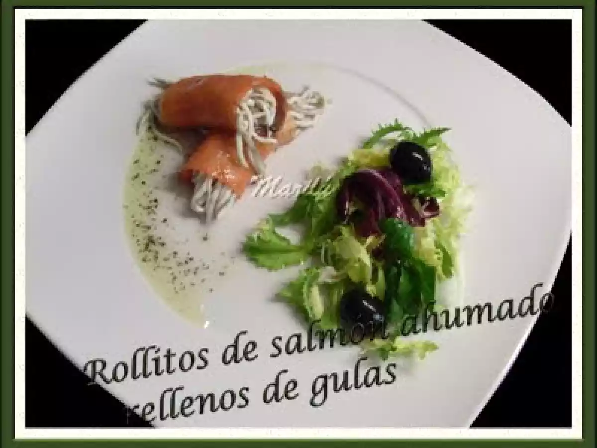 ROLLITOS DE SALMÓN AHUMADO RELLENOS DE GULAS - foto 2