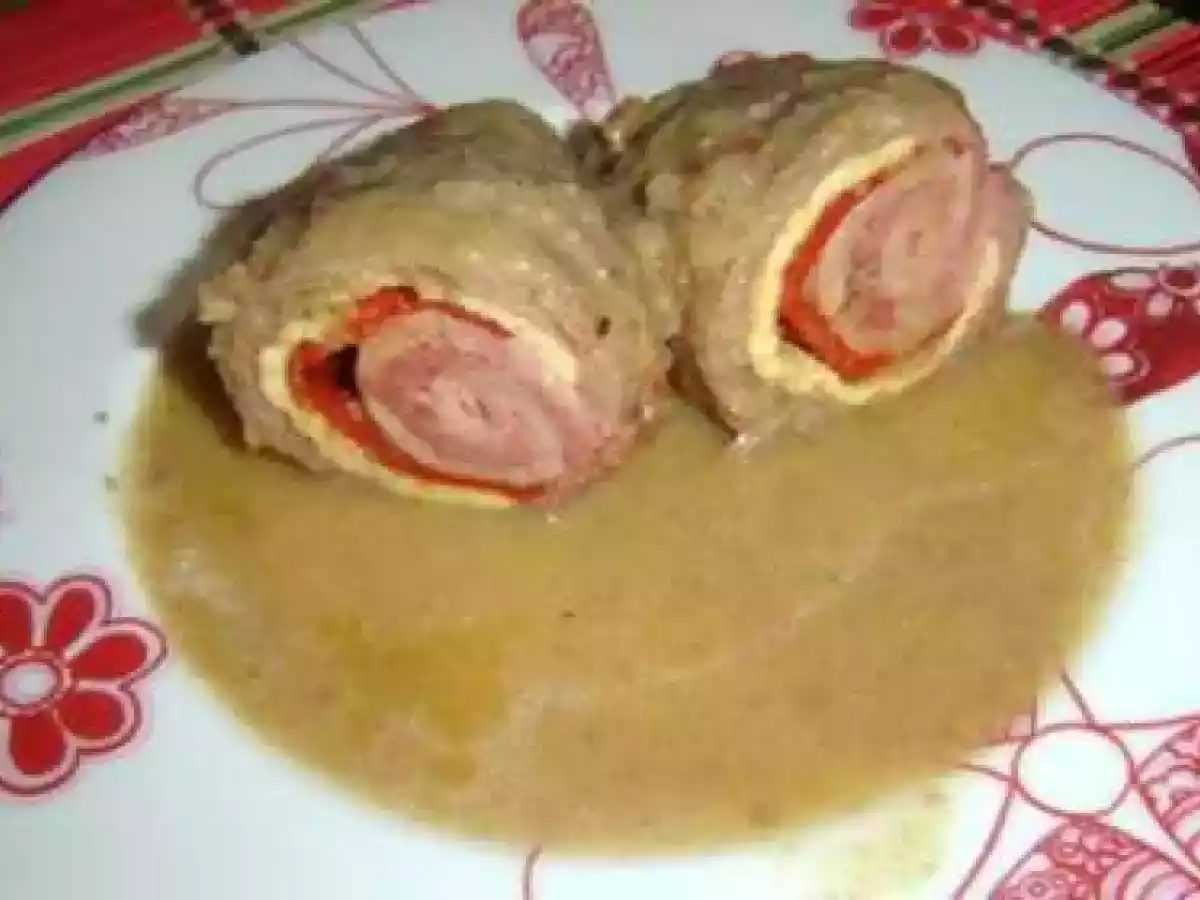 ROLLITOS DE TERNERA EN SALSA