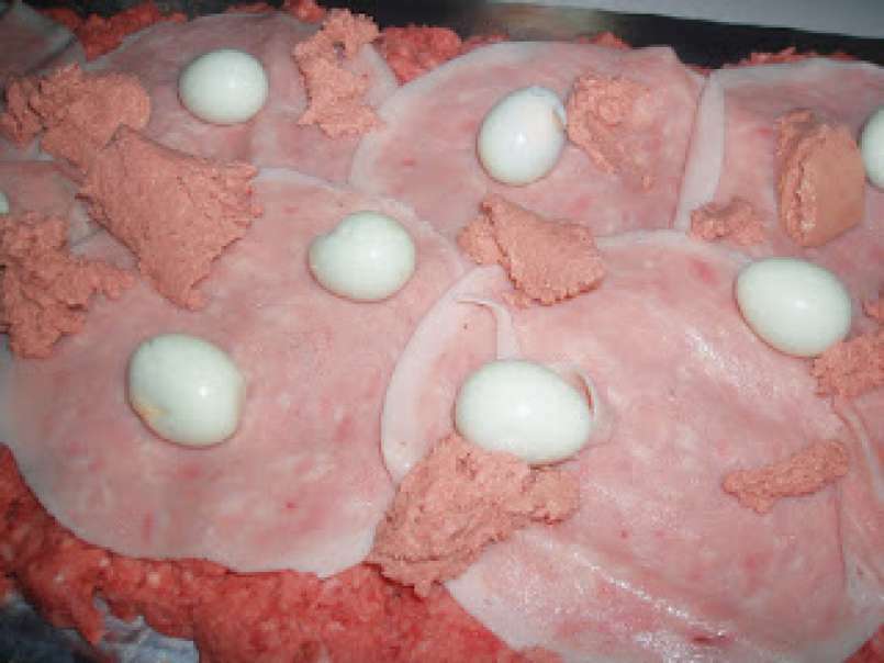 Rollo de carne picada en salsa de cebolla, foto 1