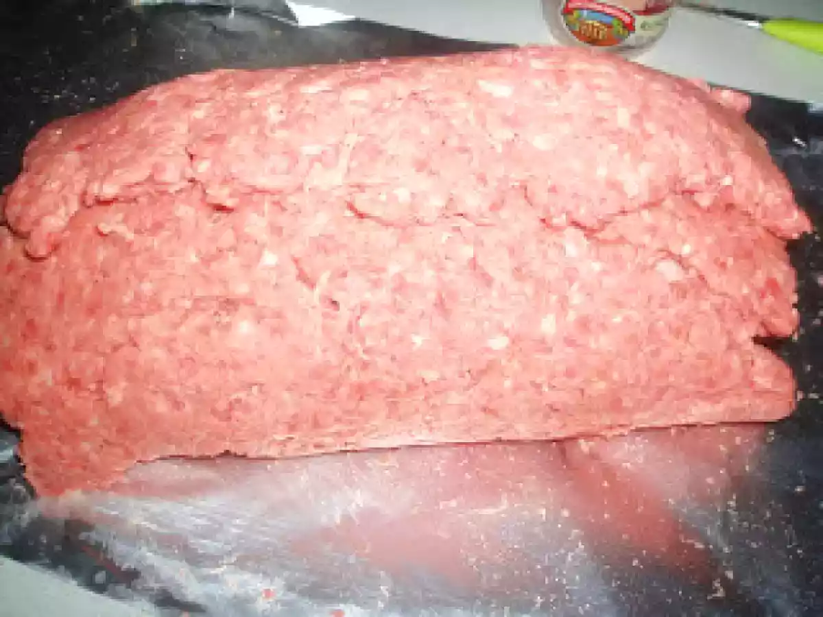 Rollo de carne picada en salsa de cebolla - foto 3