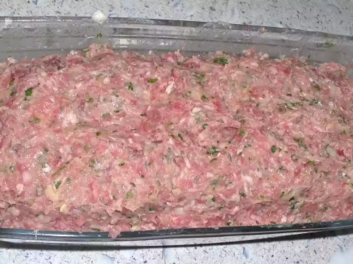 Rollo de carne relleno de huevos duros - foto 3