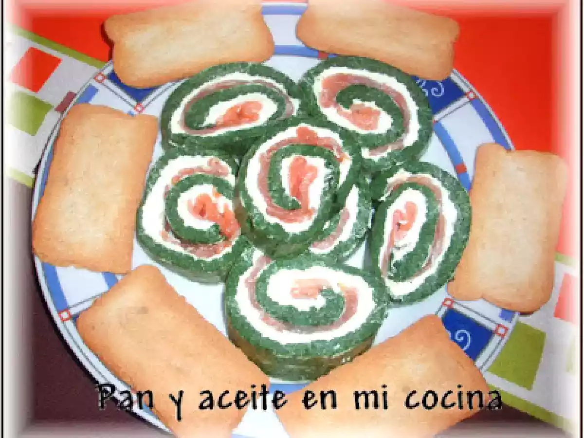 ROLLO DE ESPINACAS CON QUESO Y SALMÓN - foto 2