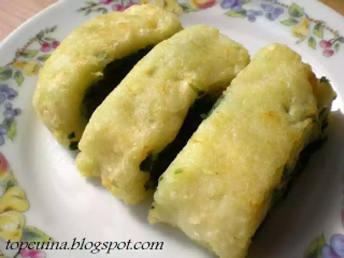 ROLLO DE PATATA Y ESPINACAS. - foto 2