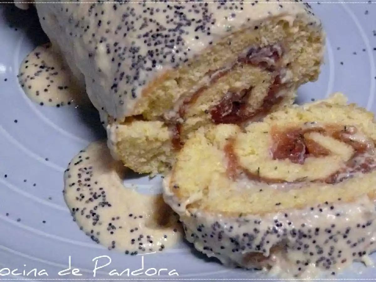 ROLLO DE SALMÓN AHUMADO CON BECHAMEL DE CEBOLLA - foto 2