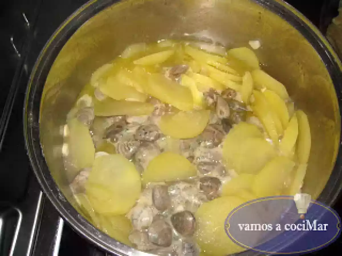 Rosada con almejas y patatas - foto 2