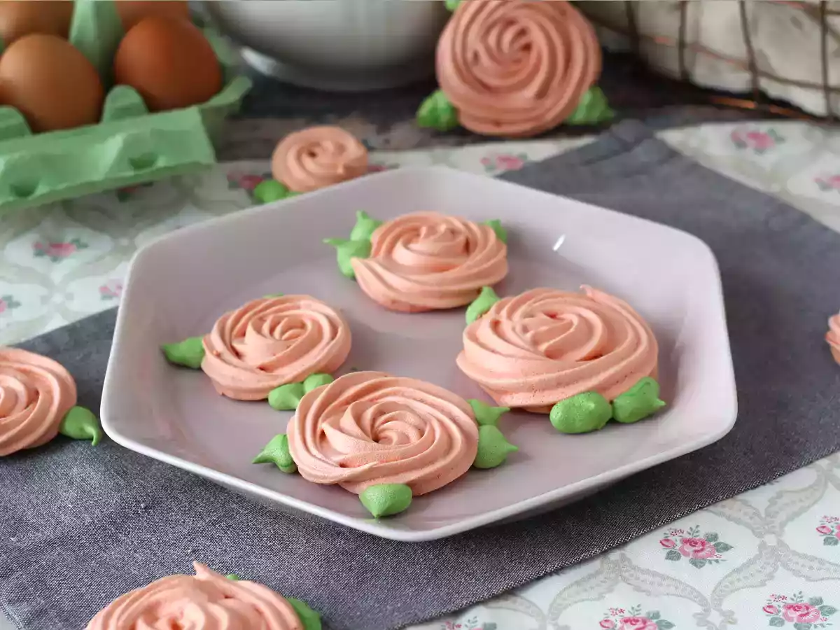Rosas de merengue, una receta sofisticada y deliciosa