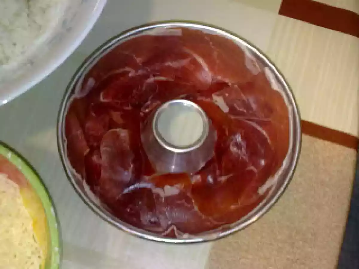 ROSCA DE ARROZ CON JAMÓN SERRANO Y QUESO - foto 2