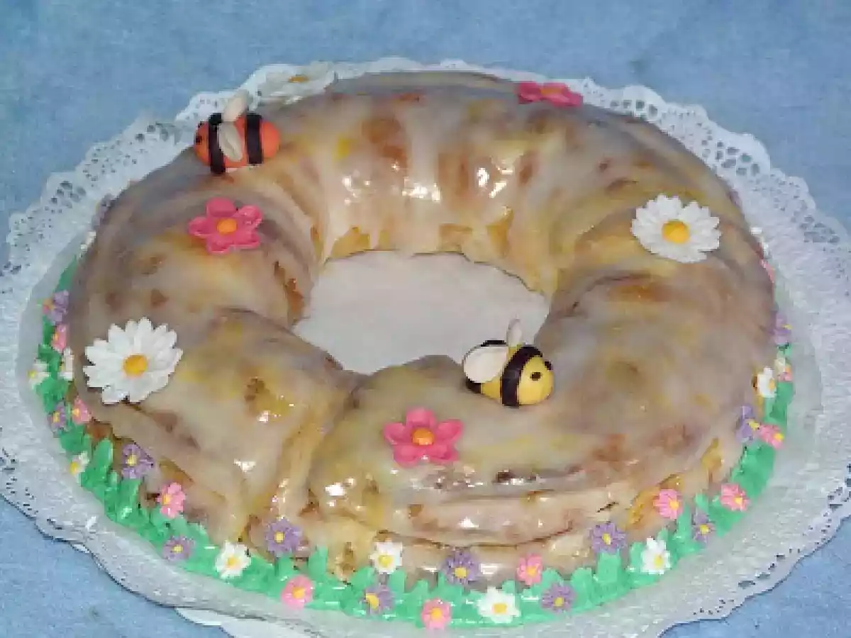 ROSCA DE HOJALDRE CON YEMA - foto 2