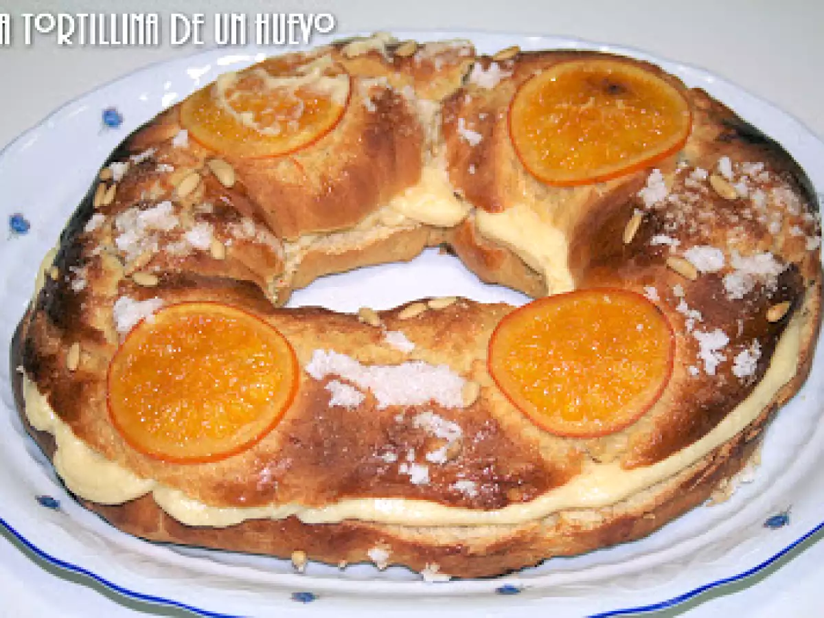 Roscon de Reyes relleno de crema pastelera