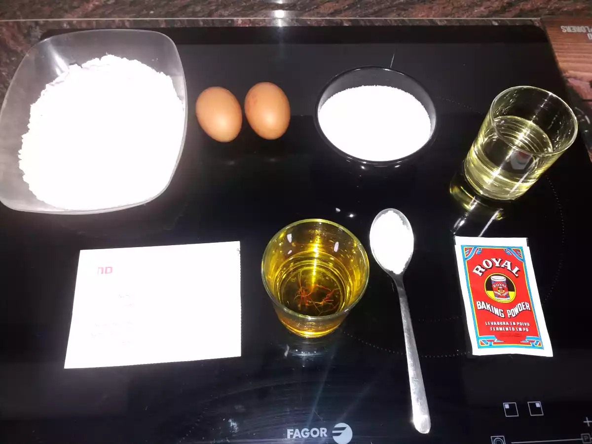 Rosquillas de anís seco y azafrán - foto 2