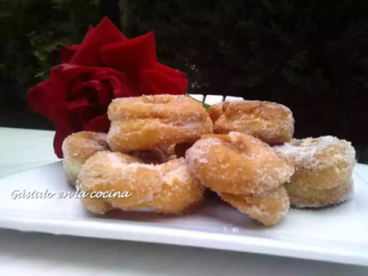Rosquillas de naranja (fritas)