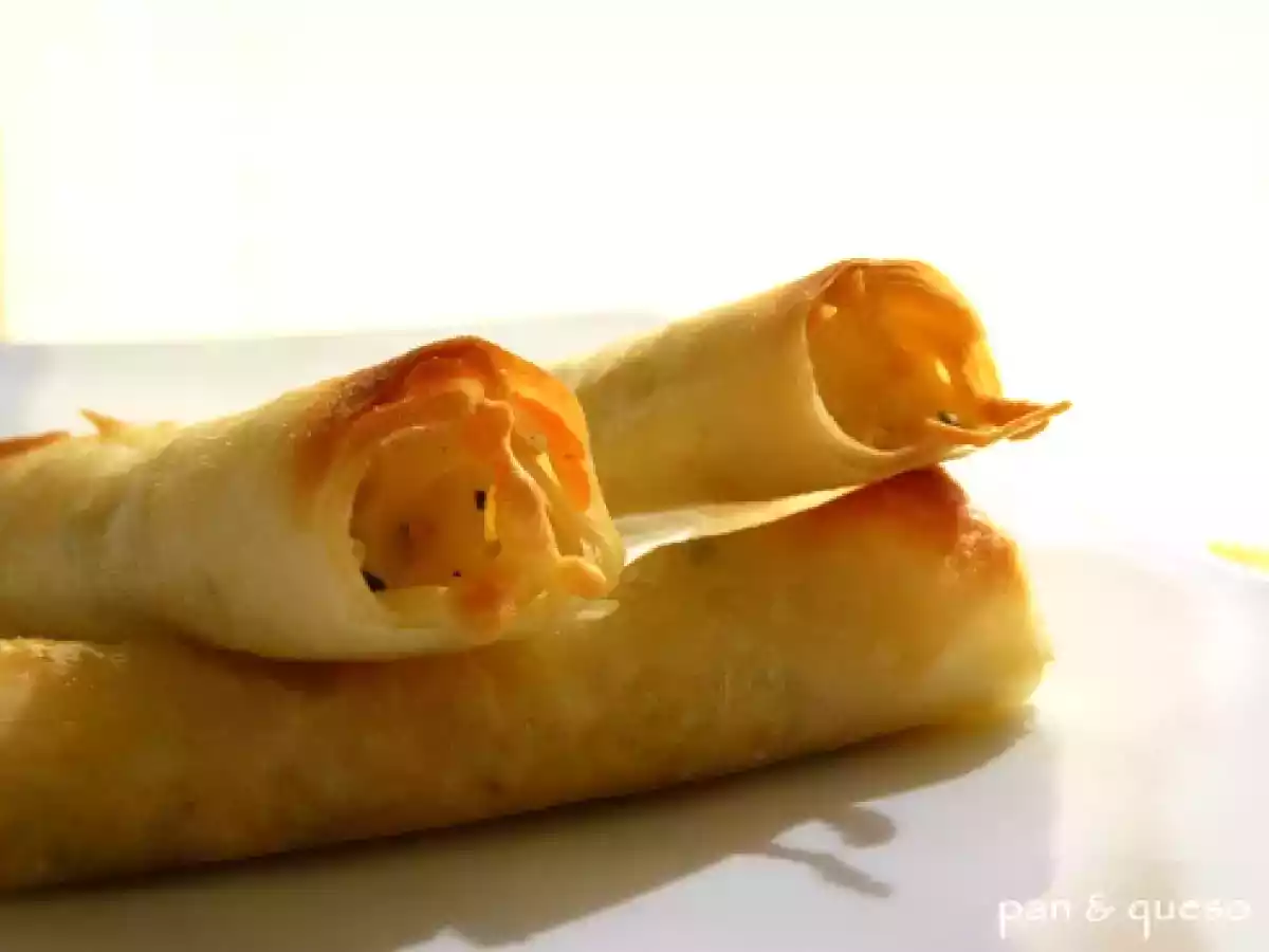 Rqaqat jibneh (rollitos de queso) - foto 2