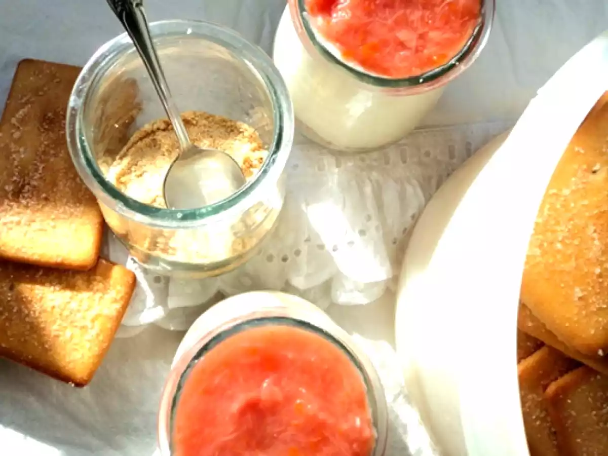 Ruibarbo con crema de coco