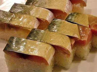 Saba oshi sushi - Sushi prensado de caballa