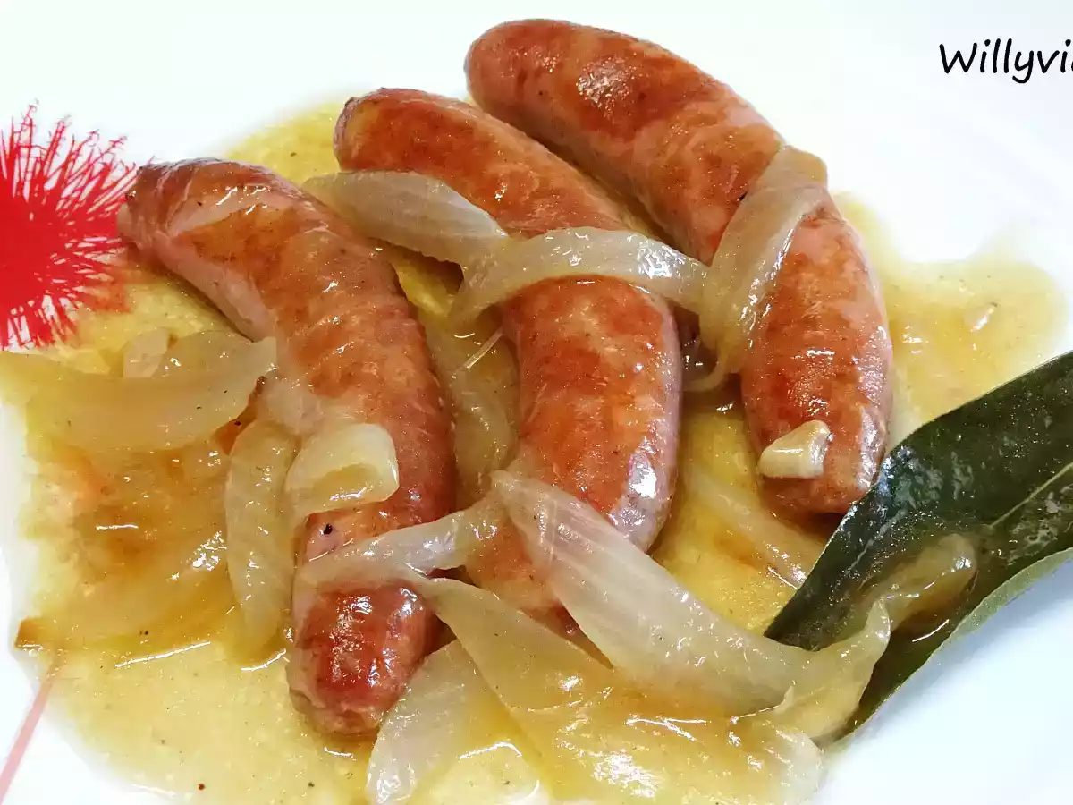 Salchichas a la cerveza