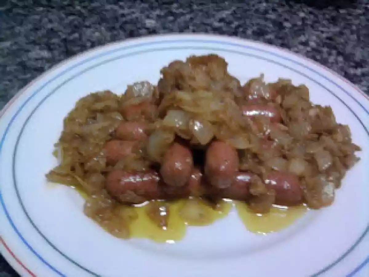 SALCHICHAS AL CURRY CON CEBOLLA - foto 2