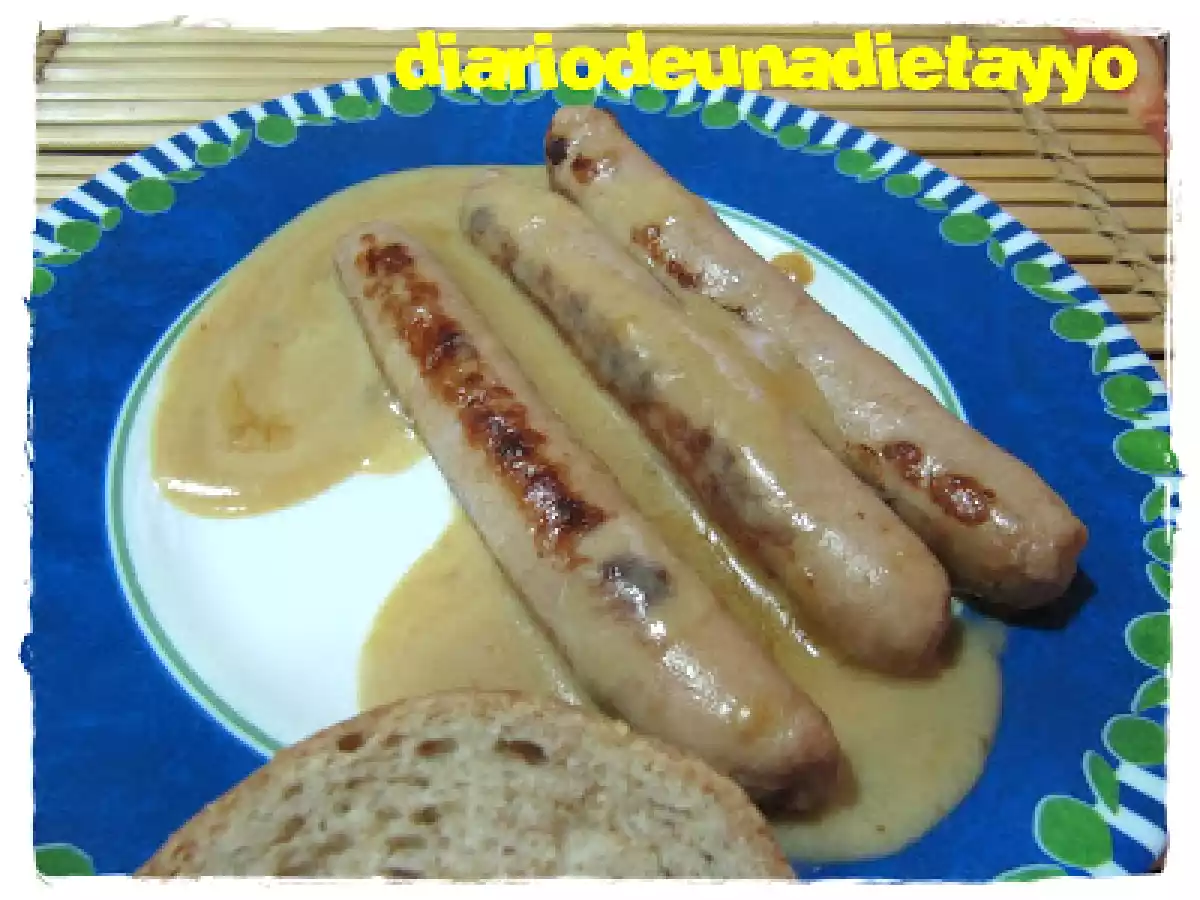 SALCHICHAS AL QUESO EXPRÉS