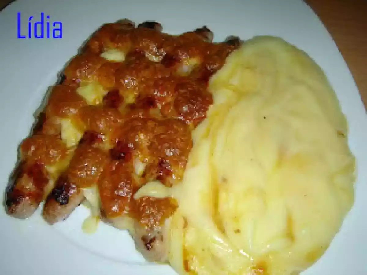 SALCHICHAS CON PURE DE PATATAS - foto 2