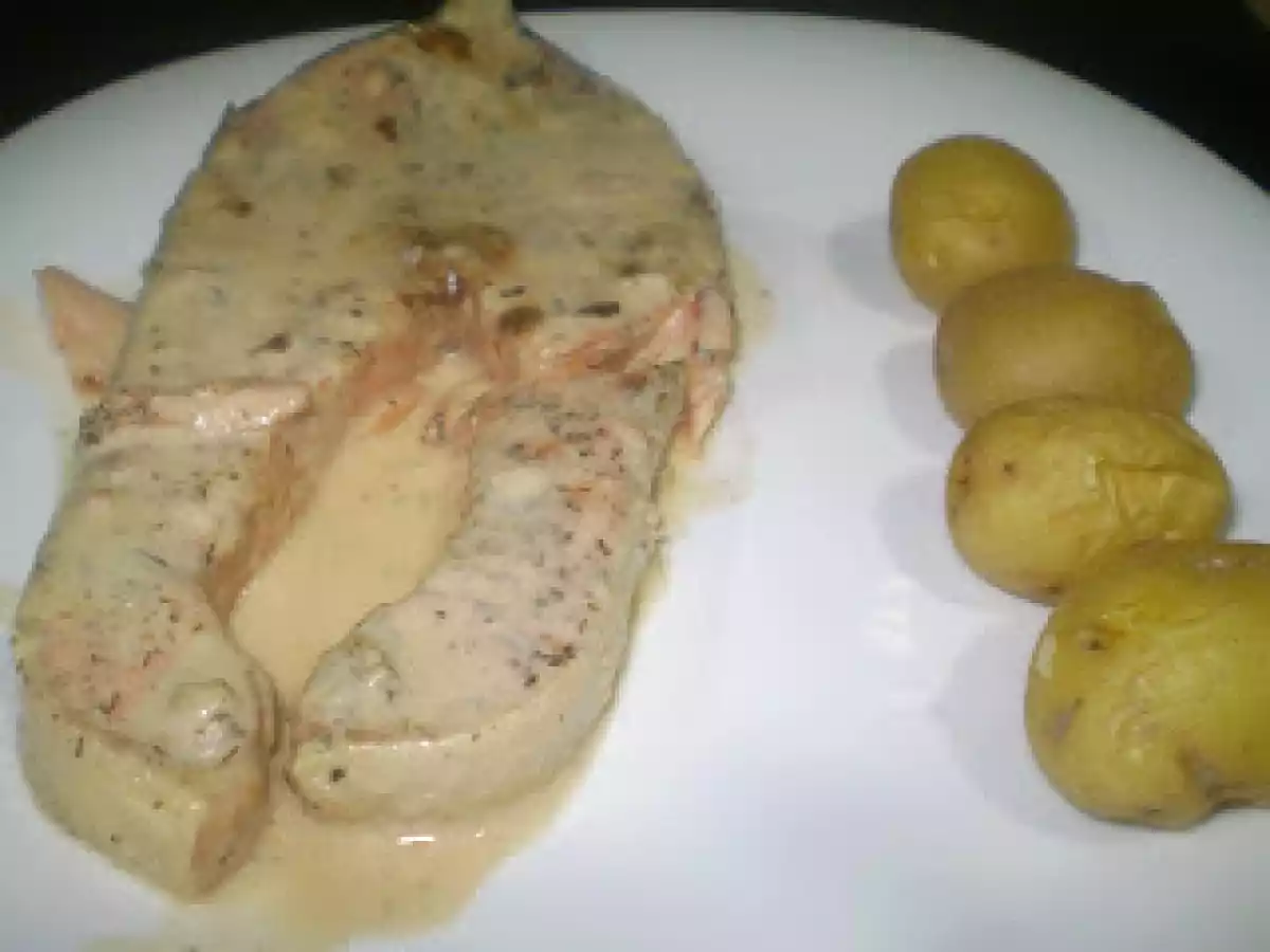SALMÓN A LA SIDRA