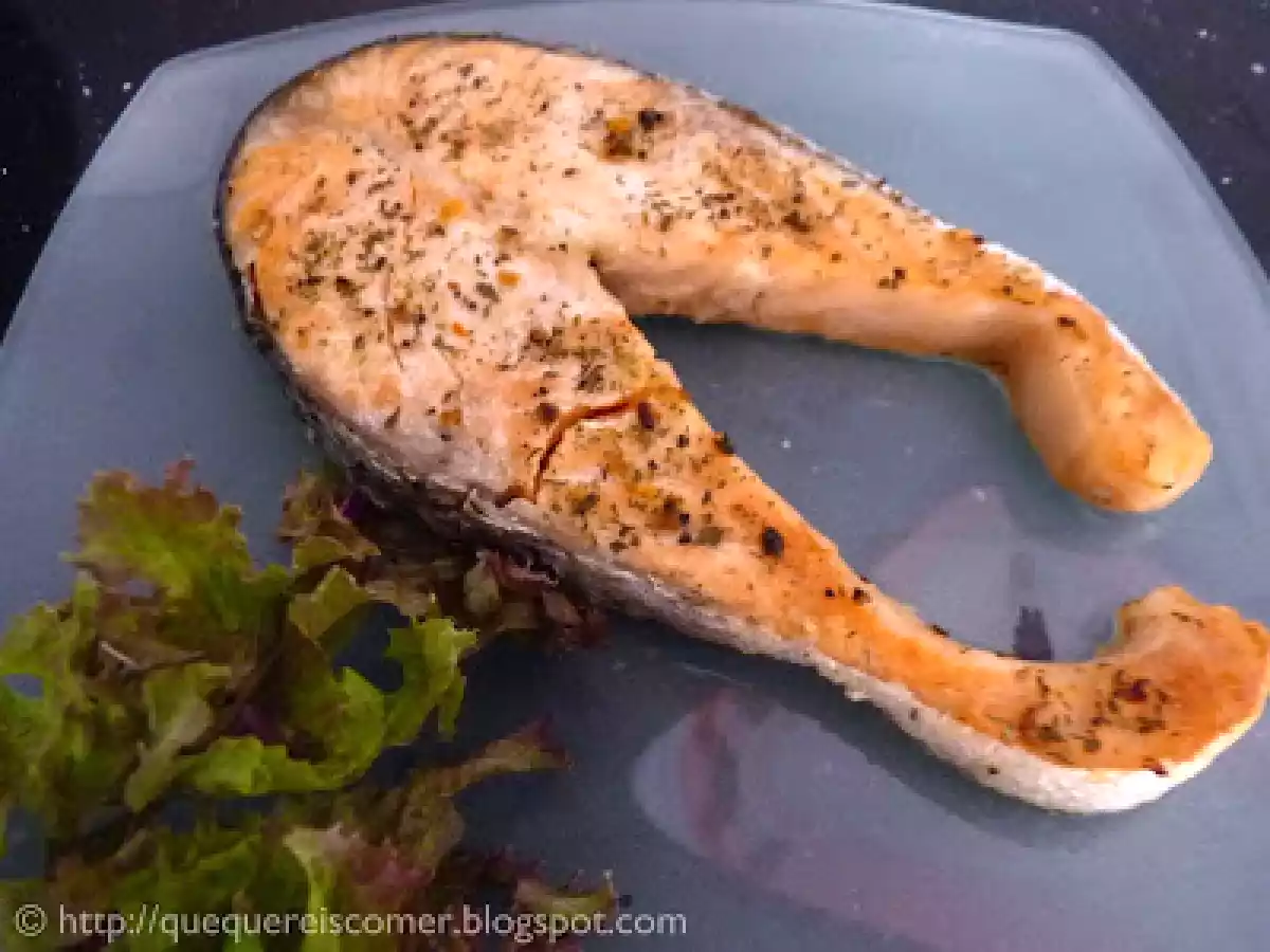 Salmón a las finas hierbas