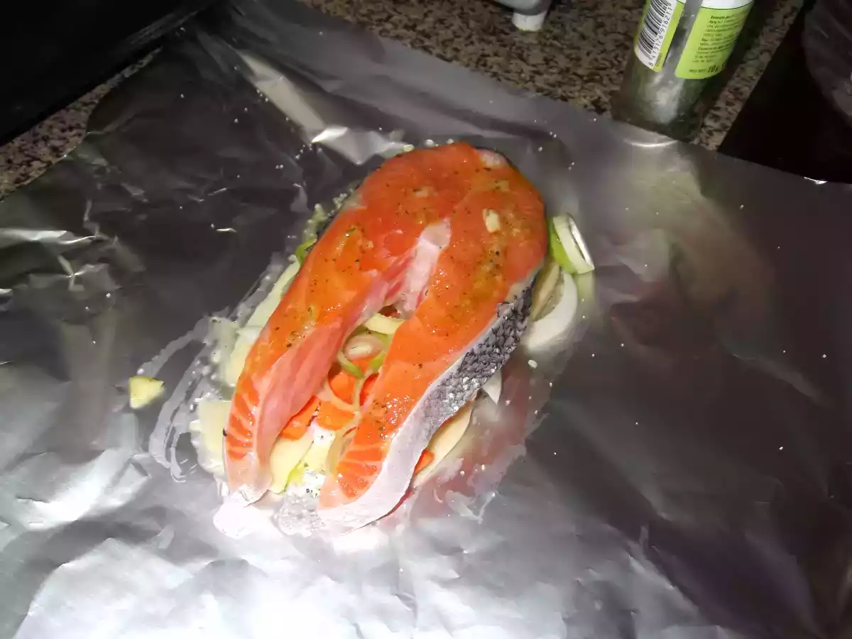 SALMÓN AL PAPILLOTE CON SALSA TÁRTARA - foto 3