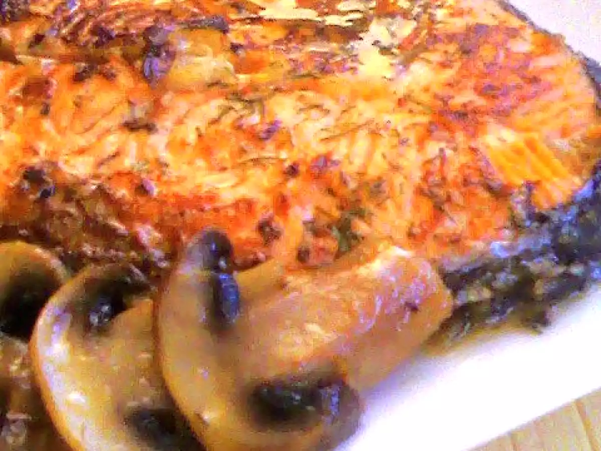 Salmón con champiñones, almejas y salsa de limón - foto 2