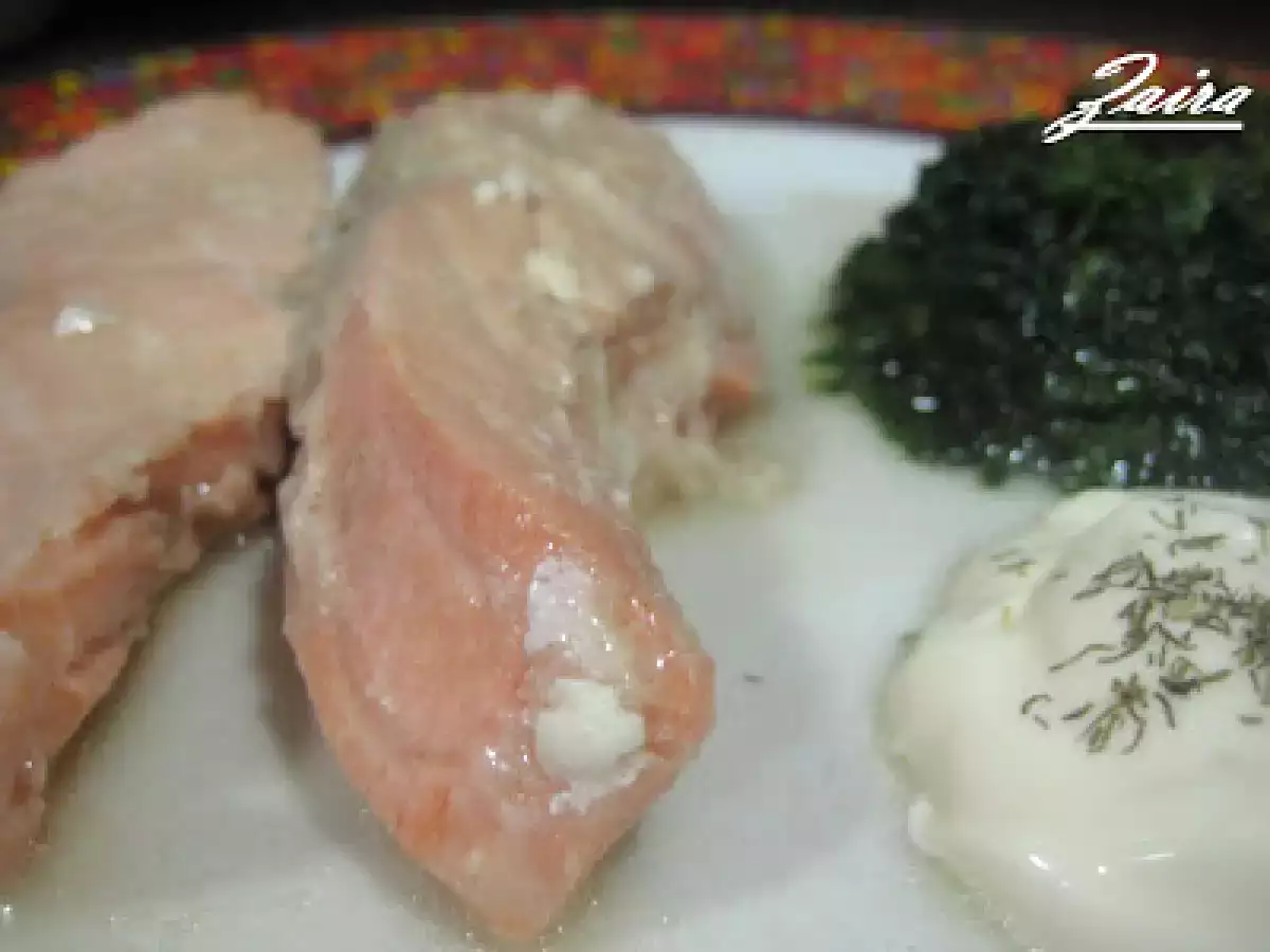 Salmón con mantequilla al limón y espinacas - foto 2