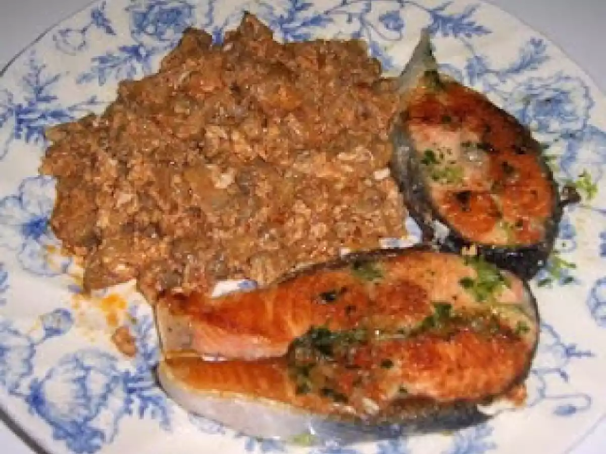 SALMON con REVUELTO de BERENJENA