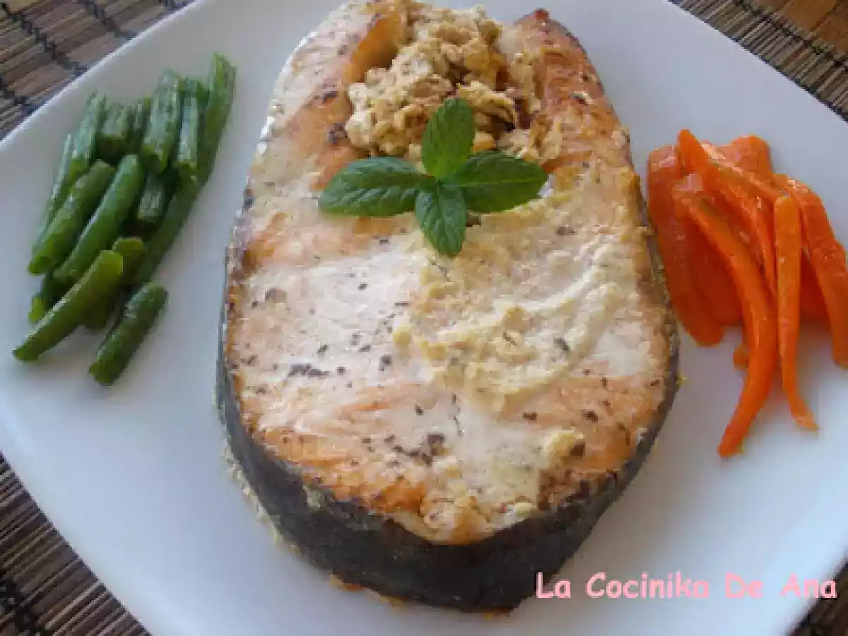 Salmón en salsa de anchoas - foto 2