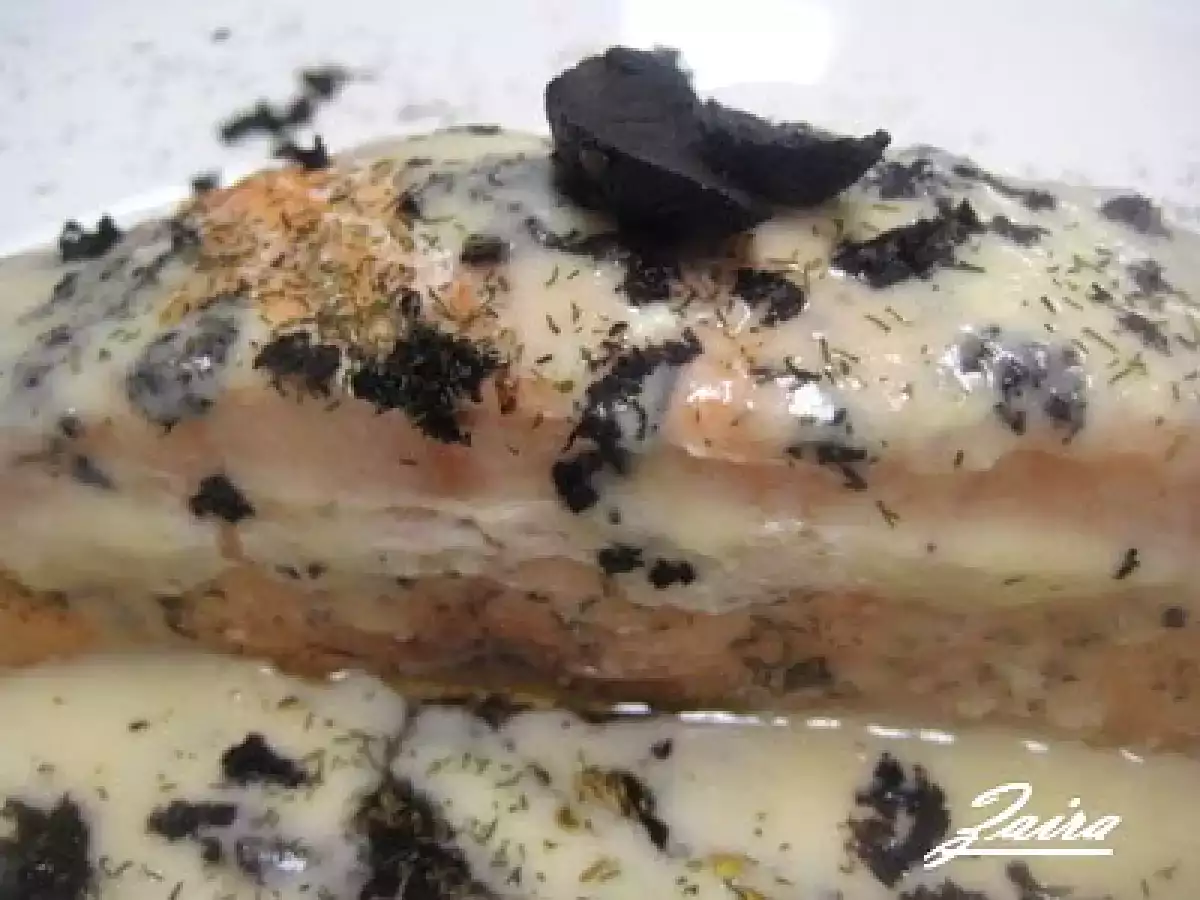 Salmón en su jugo con salsa de trufas - foto 2